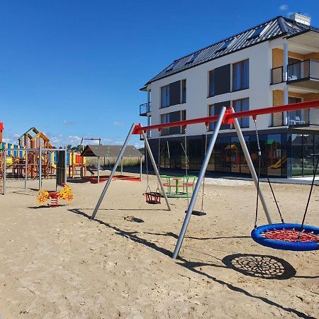 Prywatny Apartament W Hotelu C8 - 365Pam Sarbinowo Exteriör bild