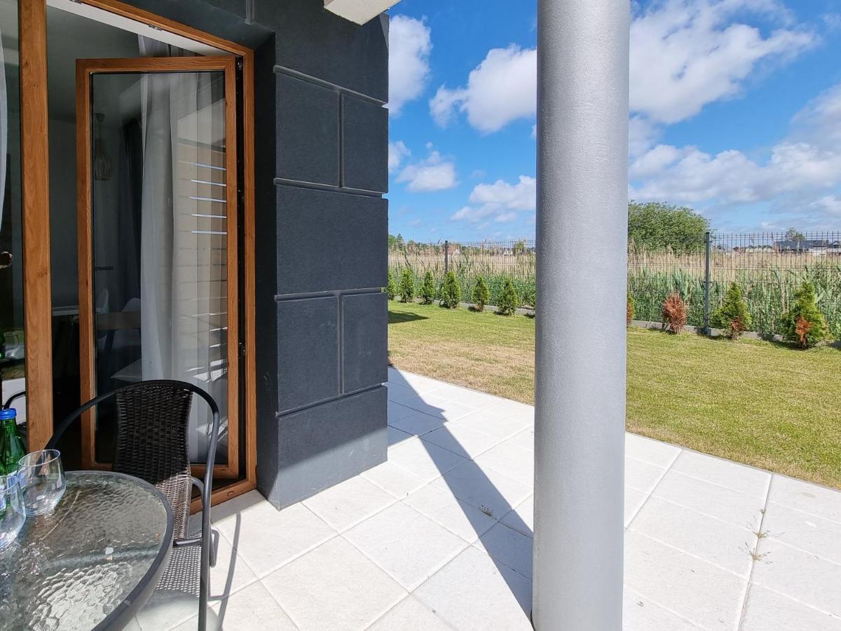 Prywatny Apartament W Hotelu C8 - 365Pam Sarbinowo Exteriör bild