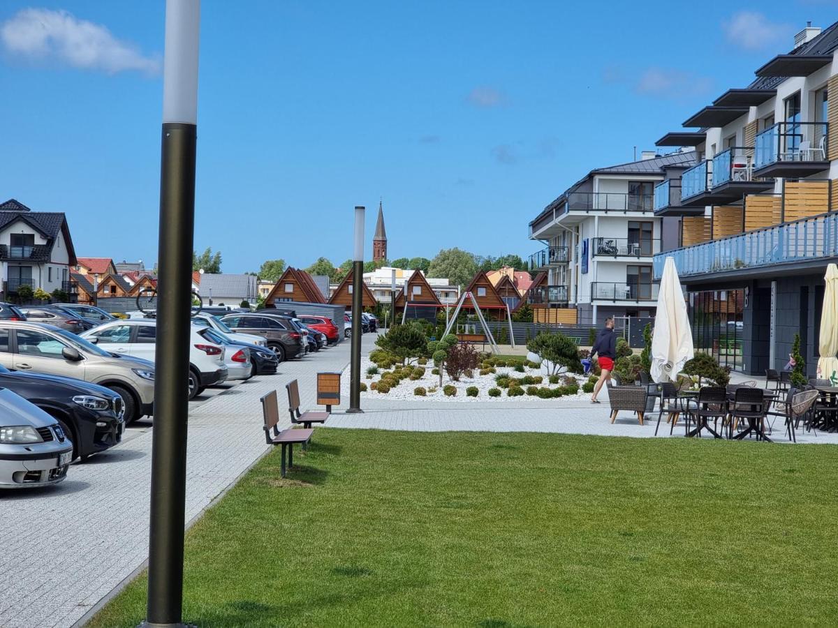 Prywatny Apartament W Hotelu C8 - 365Pam Sarbinowo Exteriör bild