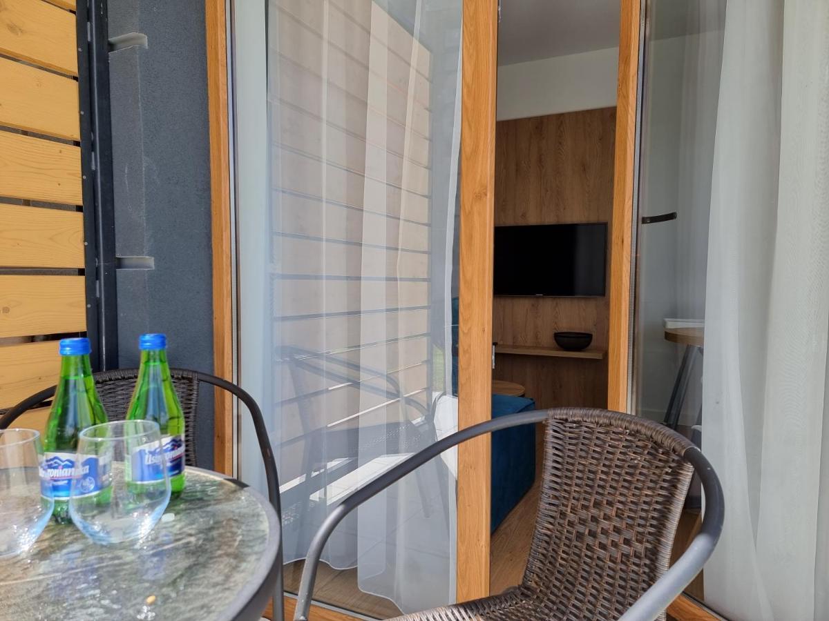 Prywatny Apartament W Hotelu C8 - 365Pam Sarbinowo Exteriör bild