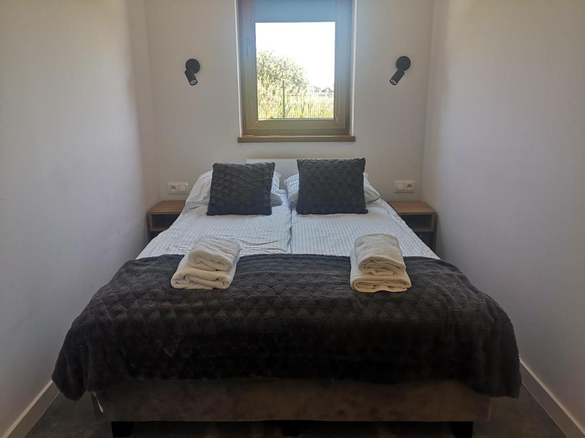 Prywatny Apartament W Hotelu C8 - 365Pam Sarbinowo Exteriör bild