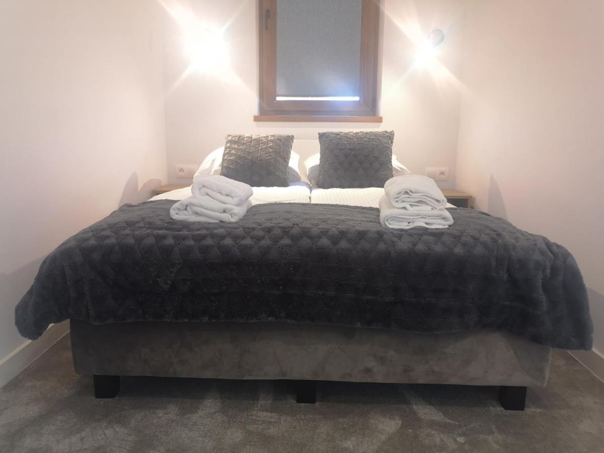 Prywatny Apartament W Hotelu C8 - 365Pam Sarbinowo Exteriör bild