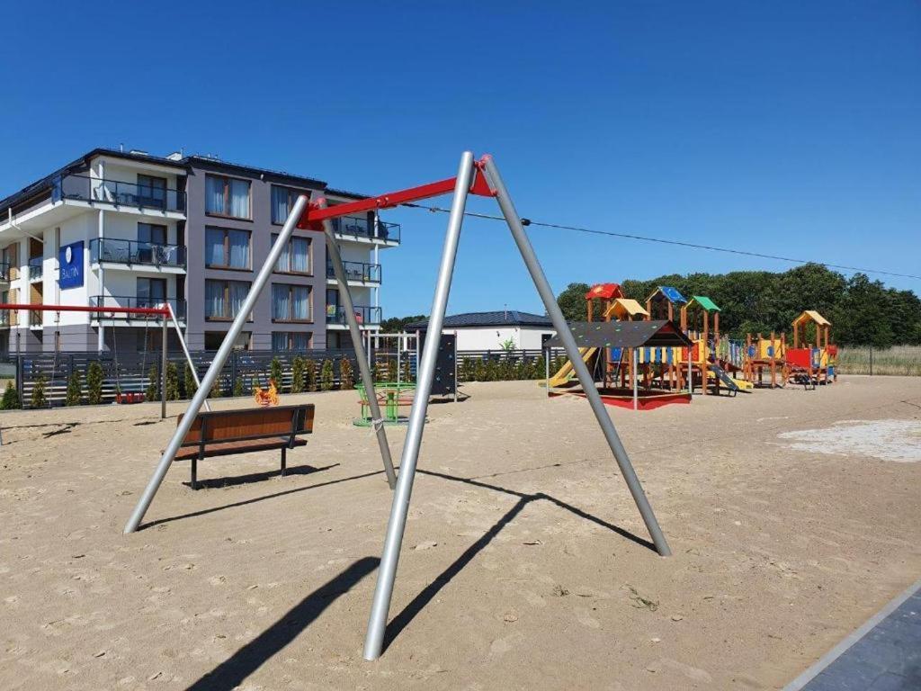 Prywatny Apartament W Hotelu C8 - 365Pam Sarbinowo Exteriör bild
